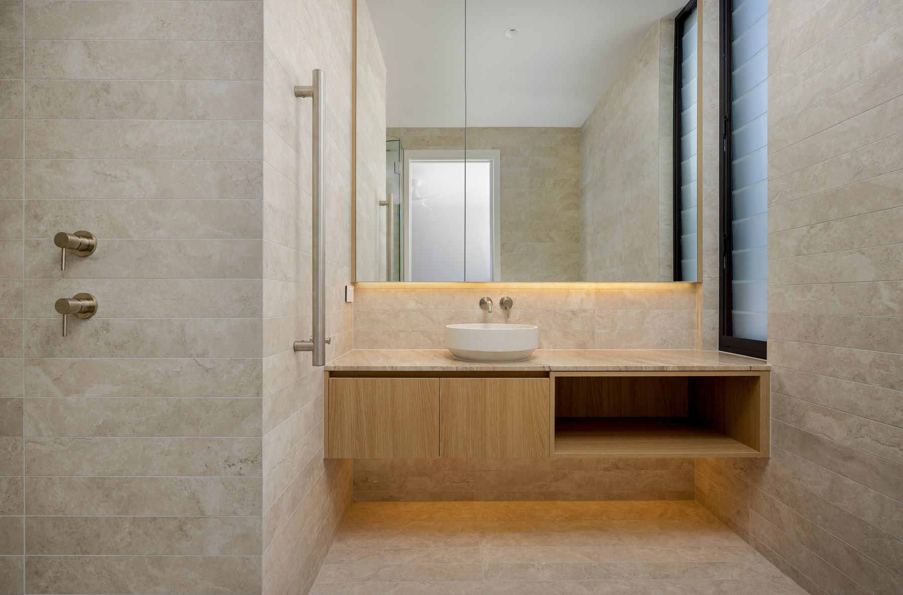 Bedroom ensuite