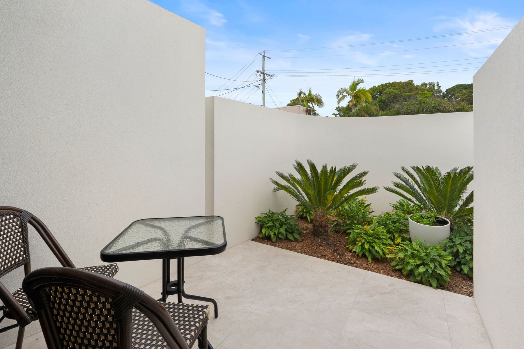 Guest courtyard