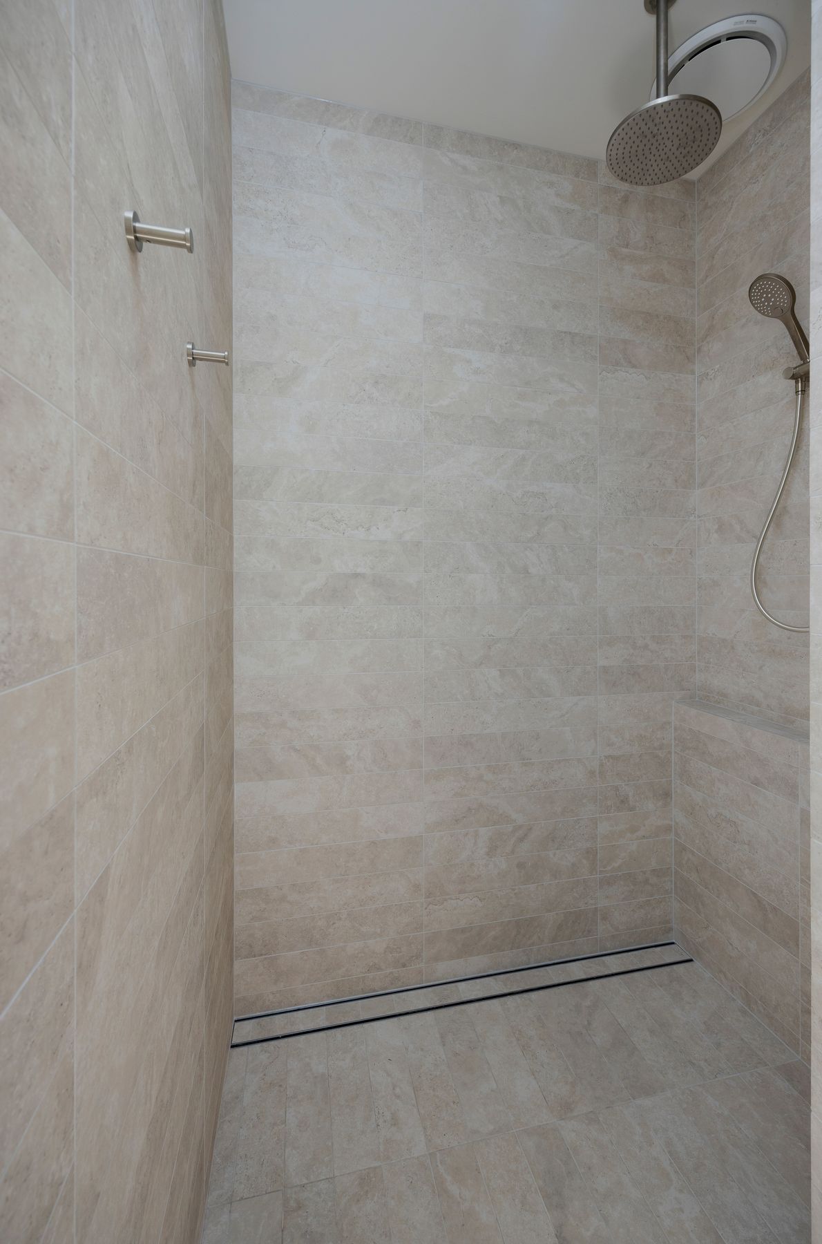Guest shower