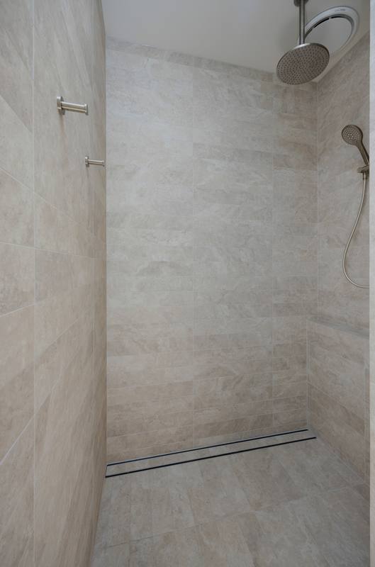 Guest shower