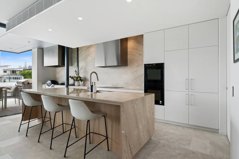 Kitchen from the hall